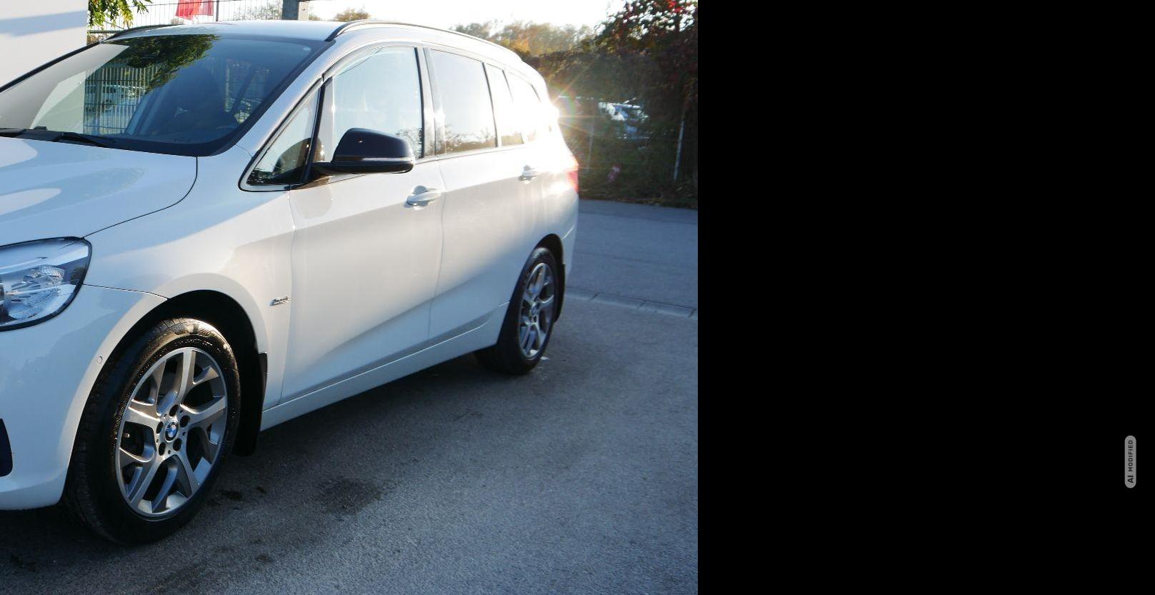 BMW 218 Gran Tourer Sport Line*AHK*PDC*LED*NAVI*SHZ*KLIMA*TEMPOMAT*SOUNDSYSTEM*17_ZO